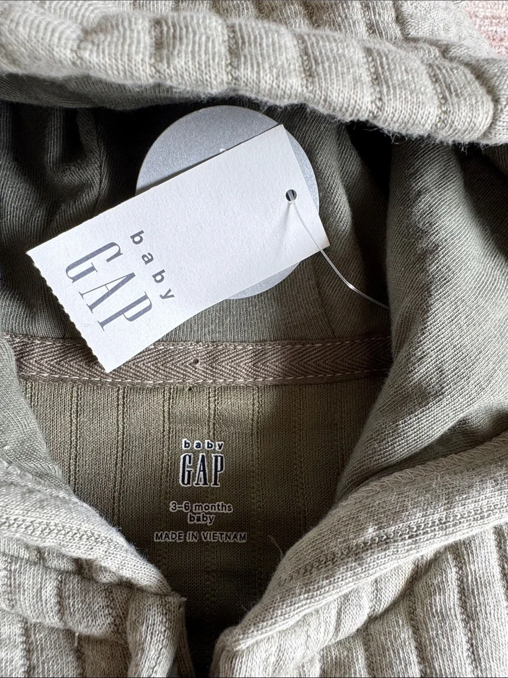 GAP Baby Sage Green Quilted 2 Piece Hoodie and Pants Set NWT 3-6M